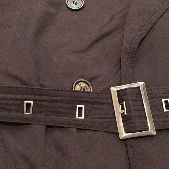 Gallery Black Nylon Short Trench Coat - Picture 4 of 5